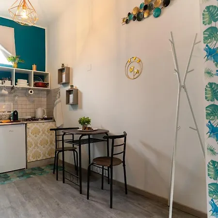 Artemisia Center Apartment