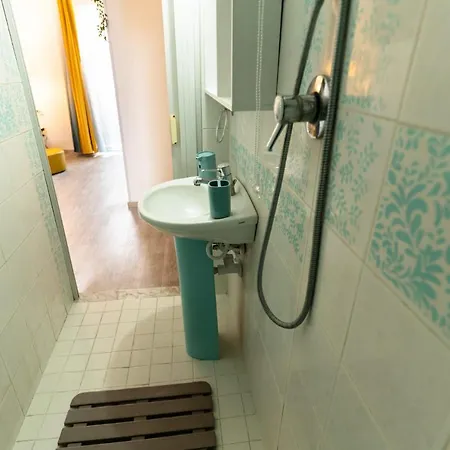 Artemisia Center Apartment *